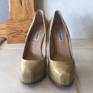 Steve Madden Patent Leather Pumps